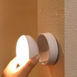 Magnetische LED Nachtlampe mit Bewegungsmelder – USB-C Aufladbar