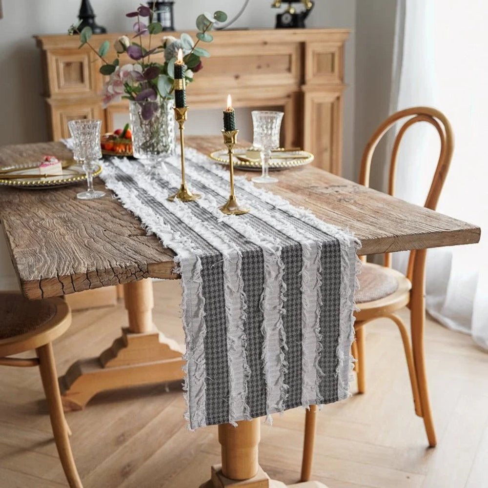 Nature-inspired table runner for an inviting ambiance