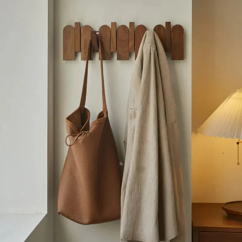Stilvolle Klappbare Wandhaken-Garderobe aus Naturholz