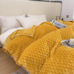 Snuggle Blanket – Comfortable Velvet Blanket for Sofa and Bed
