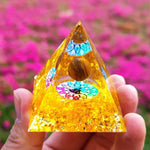 Orgonit-Pyramide mit Amethystpendel – Energie, Schutz und Dekoration