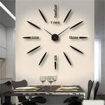 Elegante große Wanduhr aus Acryl im modernen Design