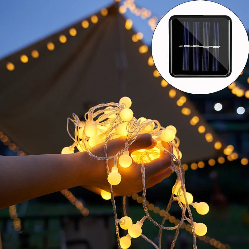 Solarlichterkette für den Außenbereich mit warmem und buntem Licht