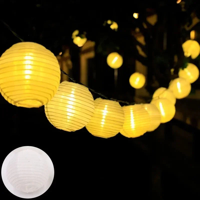 Solarbetriebene Laternenlichterkette – Wasserdicht und Stimmungsvolle Beleuchtung