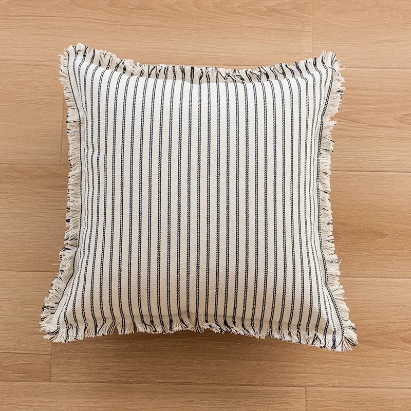 Elegante Kissenhülle mit Jacquard-Muster und Fransen - Baumwoll-Leinen-Mischung