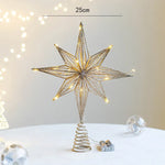 Festlicher Goldstern mit LED-Beleuchtung für den Weihnachtsbaum