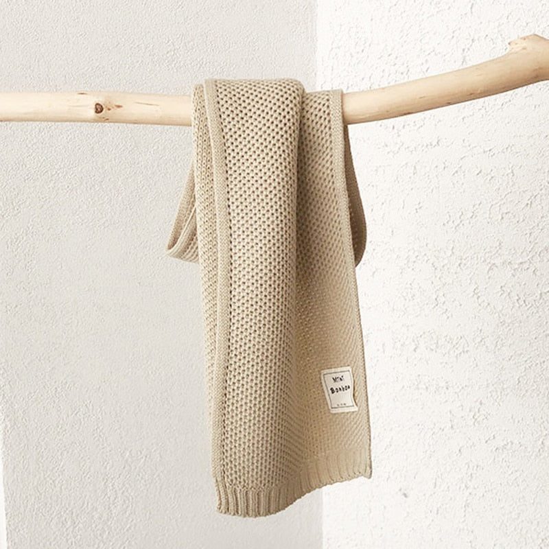 Wärmender Strickschal für Kinder – Weiches, zeitloses Design