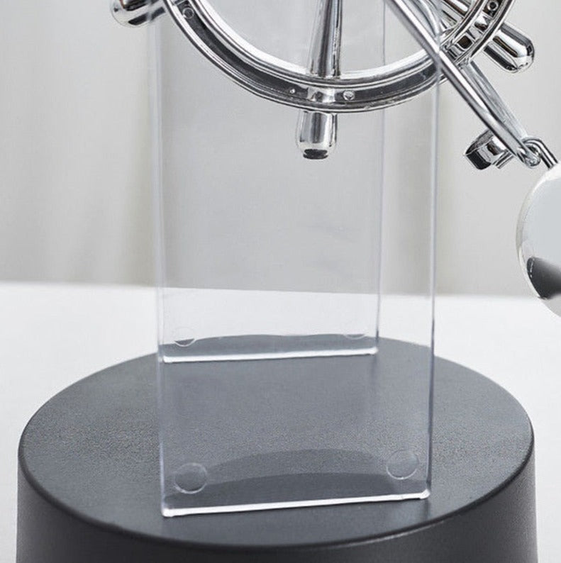 Kinetische Eleganz | Rotierendes Pendel Ornament