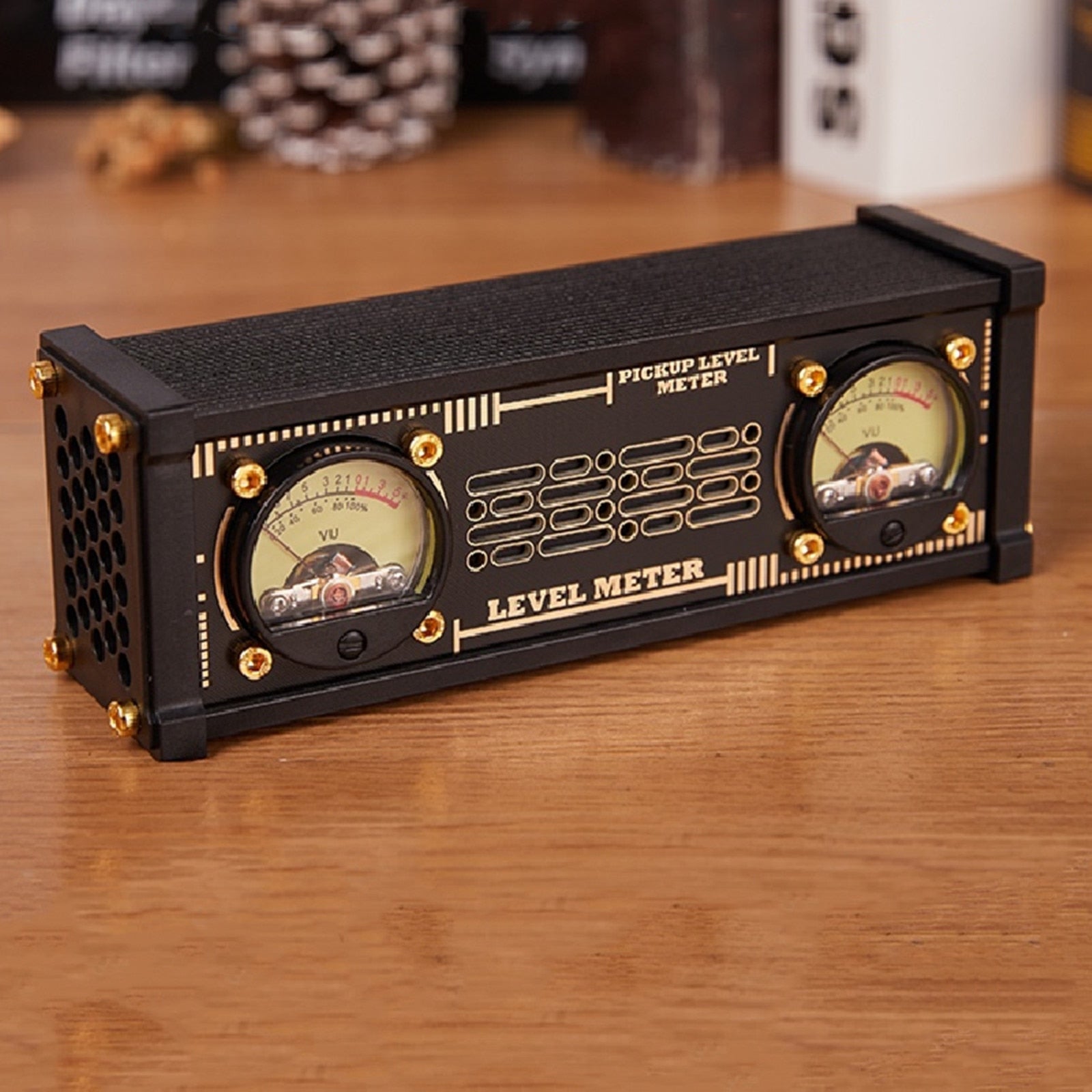 Klassisches Analog-Soundpegelmessgerät | SoundElegance