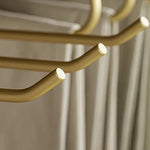 Stylish Metal Hanger Set – 5 Pieces for Your Wardrobe