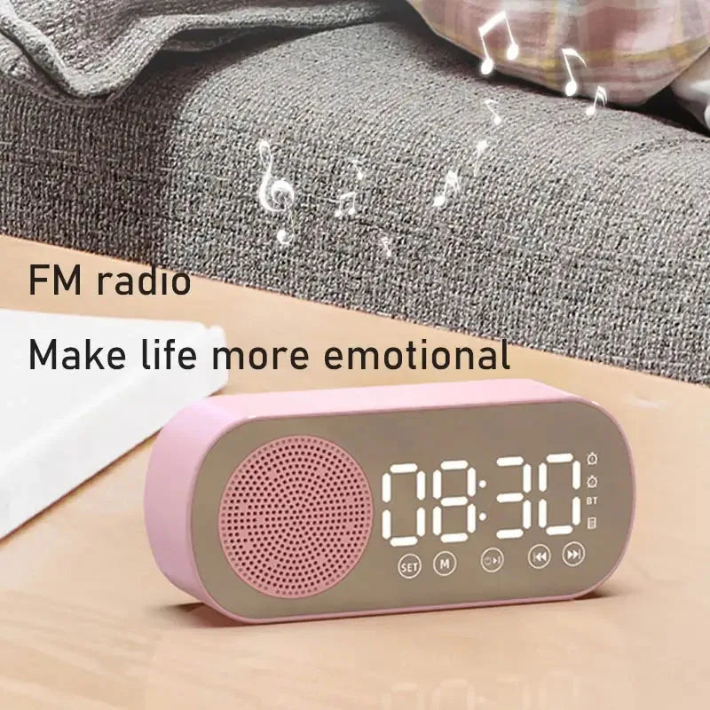 Smartes LED-Spiegelwecker mit Bluetooth-Lautsprecher & FM-Radio