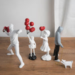 Moderne Skulpturenserie: Blumenwerfer Statue