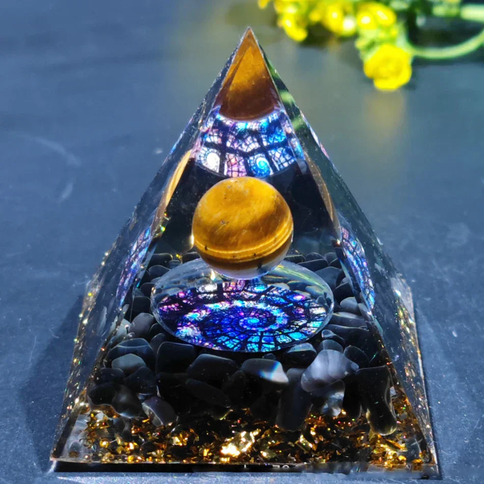 Orgonit-Pyramide mit Amethystpendel – Energie, Schutz und Dekoration