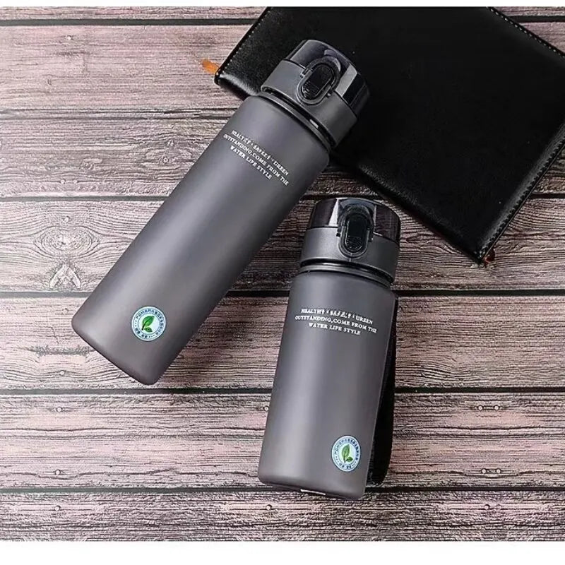 DraagDrink Wasserflasche – Auslaufsicher & BPA-frei für Sport, Arbeit & Reisen
