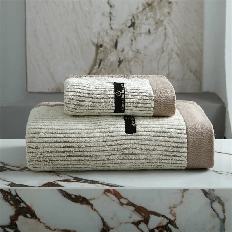 Ecoluxe – Elegantes Handtuch aus 100% Bio-Baumwolle