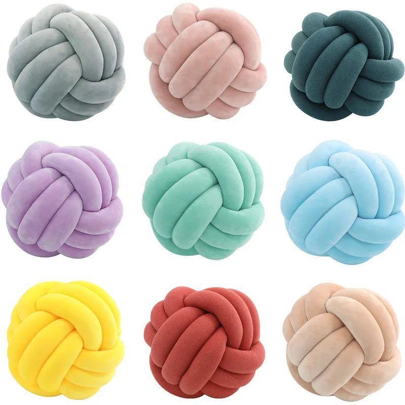 Samt Kissen mit Knoten