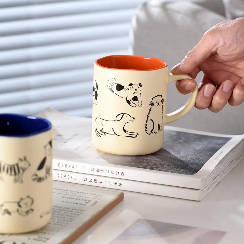 Kaffeebecher für Tierfreunde: Katzen oder Hunde?