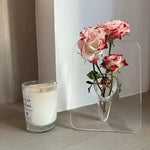 Vase mit integriertem Rohrdesign – Kristallfluss