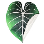 Leaf-shaped Snuggle Blanket – Cozy and Stylish