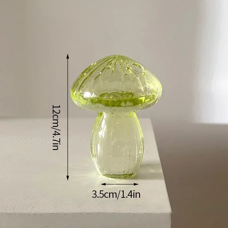 Elegant Mushroom Glass Vase for Hydroponic Plant Displays