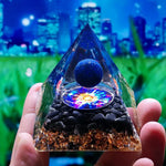 Orgonit-Pyramide mit Amethystpendel – Energie, Schutz und Dekoration