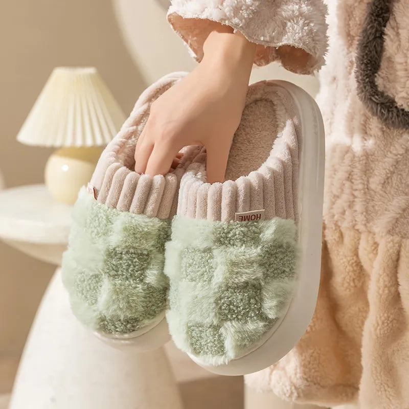 Wohlfühlschuhe mit Dickem Weichen Fußbett – Warm & Rutschfest