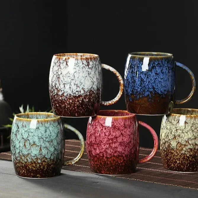 Keramiktasse in Weiß mit Athena-Motiv