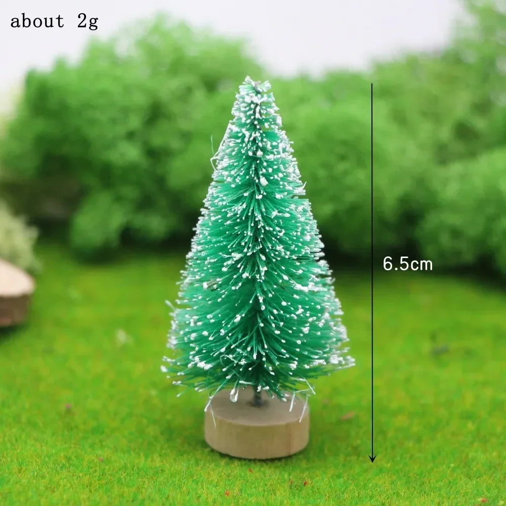 Festive Miniature Tree | Handcrafted from cedar and pine | Table decoration & Christmas figurine 4.5–13 cm