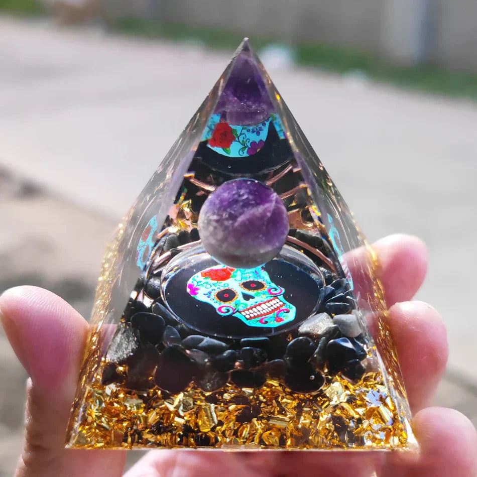 Orgonit-Pyramide mit Amethystpendel – Energie, Schutz und Dekoration