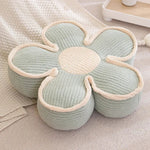 Pastellfarbener, weicher Blumen-Kissenbezug