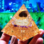 Orgonit-Pyramide mit Amethystpendel – Energie, Schutz und Dekoration