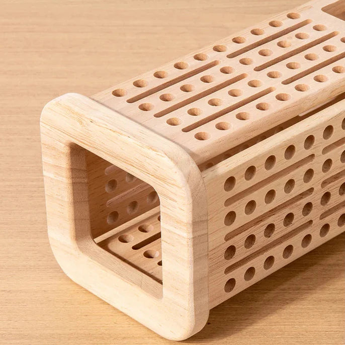 Entdecke den Lernspaß mit dem Holzspielturm für Kinder
