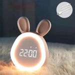 Kinder-Wecker mit LED-Nachtlicht und verspieltem Hasen-Design