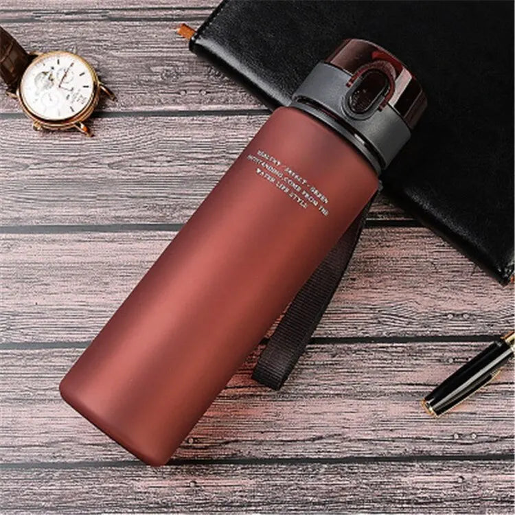 DraagDrink Wasserflasche – Auslaufsicher & BPA-frei für Sport, Arbeit & Reisen