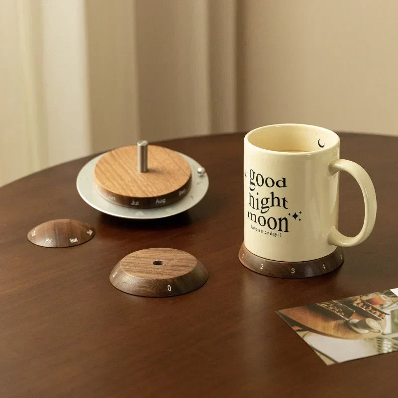 Eleganter Rotierender Holzkalender für Ihr Zuhause