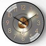 Elegante Wanduhr mit geräuschlosem Mechanismus – zeitloses Design