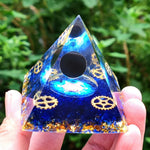 Orgonit-Pyramide mit Amethystpendel – Energie, Schutz und Dekoration