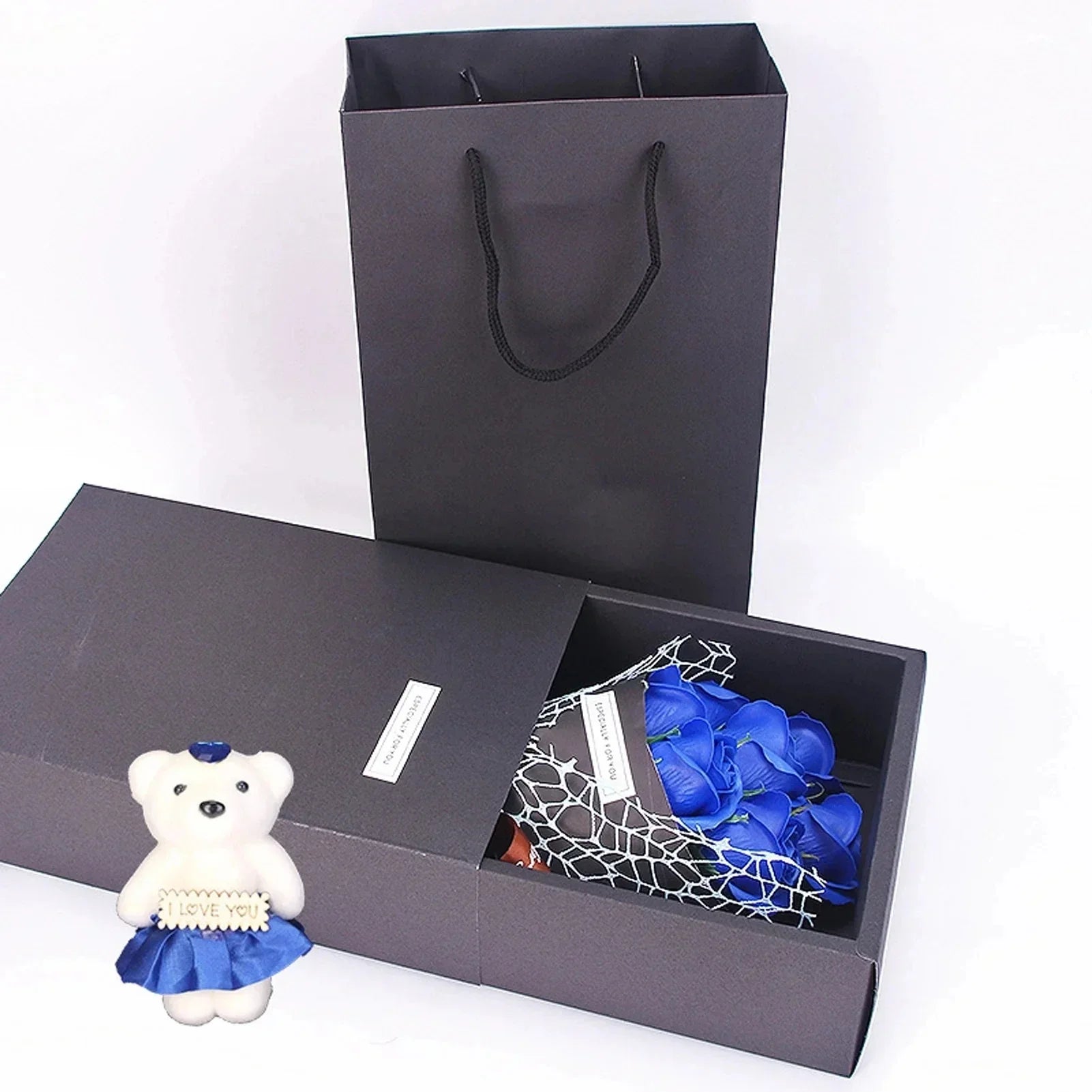 Geschenkbox mit 7 Seifenrosen im Blumenstrauß-Design