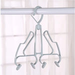 ShoeSaver – Practical shoe drying system with hooks for balconies