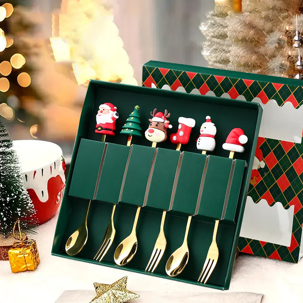 Weihnachtsbesteck Set mit Goldlöffel und Gabel im Santa Claus Design