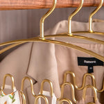 Stylish Organization – Aluminum Hangers in a Set of 5