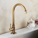 Eleganter Küchenwasserhahn aus Messing – Ideal für Spüle und Arbeitsplatte
