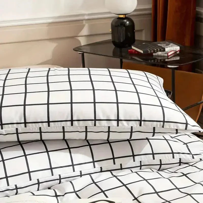 Stylish Plaid Duvet Cover Set – Breathable and Comfortable