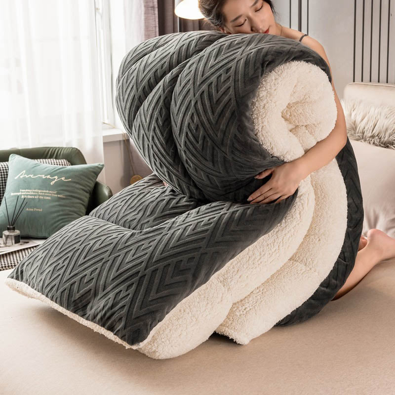 Cozy Sherpa Winter Blanket with Integrated Quilted Core
