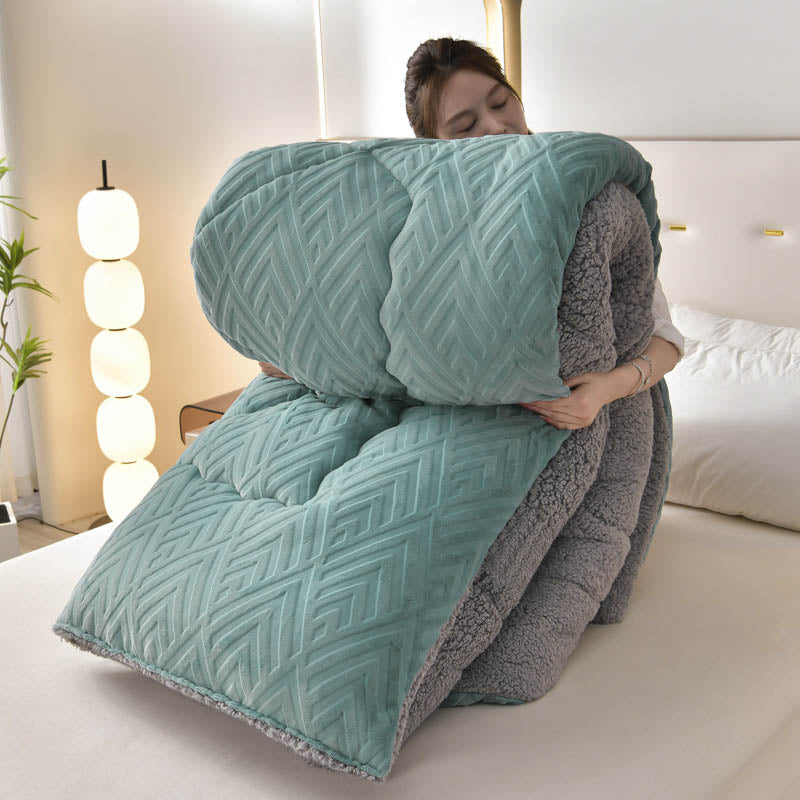 Cozy Sherpa Winter Blanket with Integrated Quilted Core