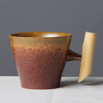 Eleganter Japanischer Retro-Becher mit Holzgriff
