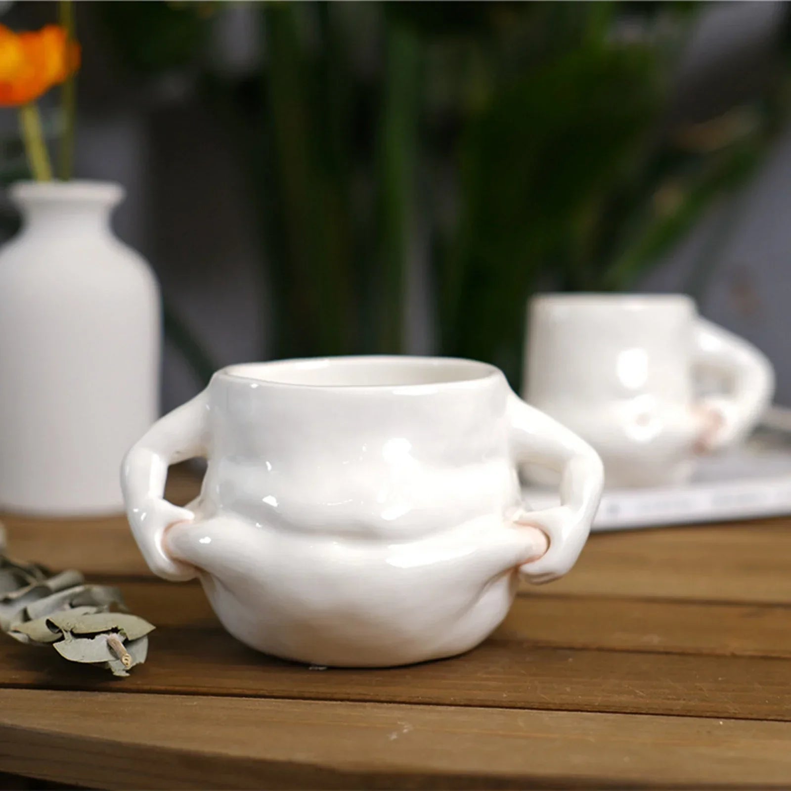 Die charmante Kaffeetasse mit lustigen Griffen