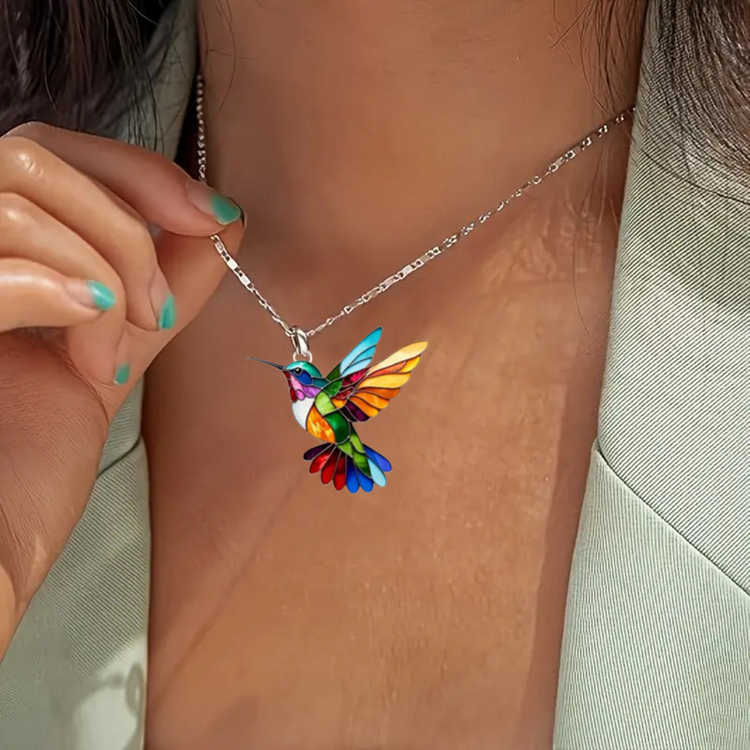 Samantha - Stylish Hummingbird Necklace