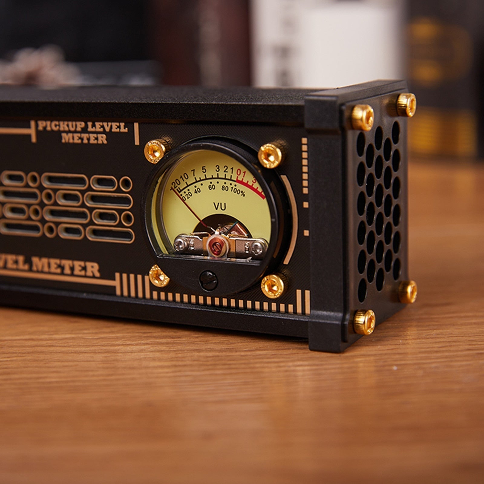 Klassisches Analog-Soundpegelmessgerät | SoundElegance