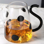 Glaskrug mit Kuhdesign und Becher